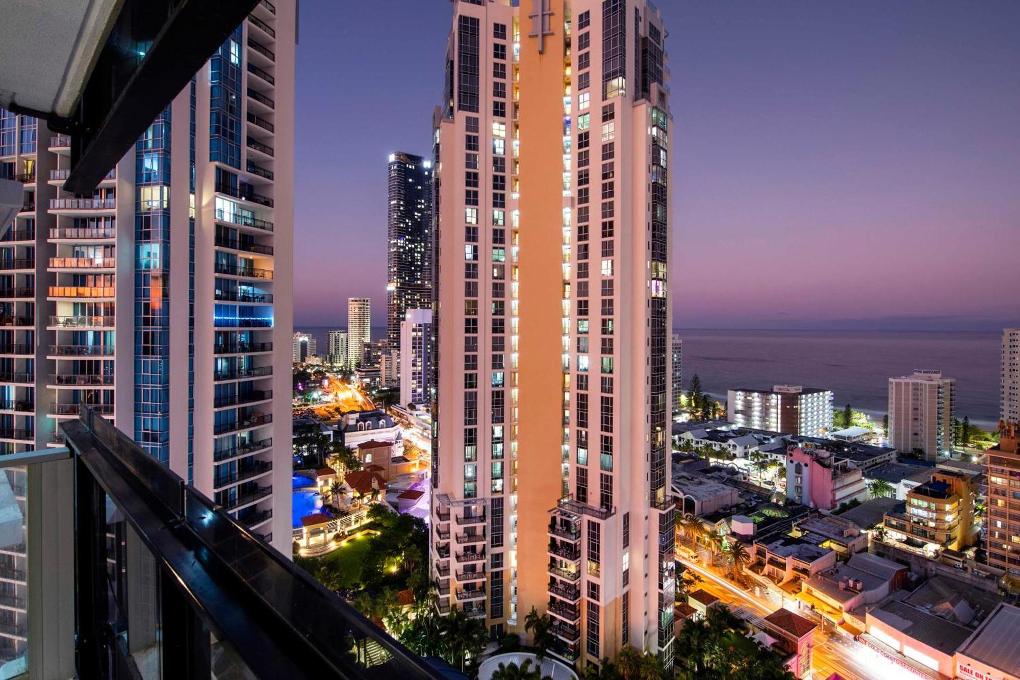 Ocean View Apartments With Balcony - Circle On Cavill - Central Location! - Self Contained & Privately Managed Gold Coast Exterior foto