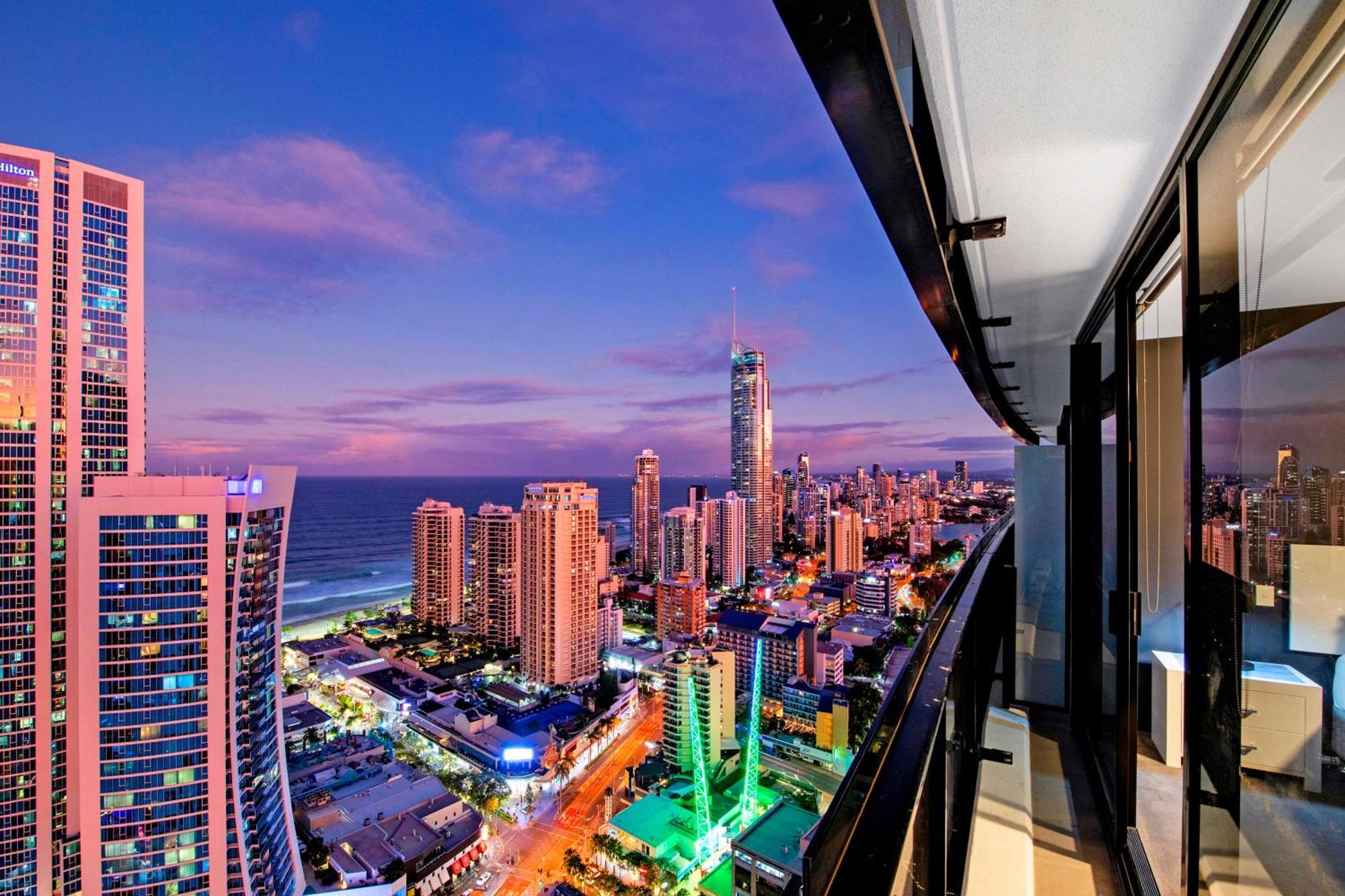 Ocean View Apartments With Balcony - Circle On Cavill - Central Location! - Self Contained & Privately Managed Gold Coast Exterior foto