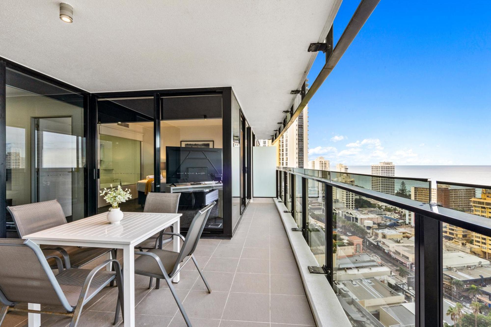 Ocean View Apartments With Balcony - Circle On Cavill - Central Location! - Self Contained & Privately Managed Gold Coast Exterior foto