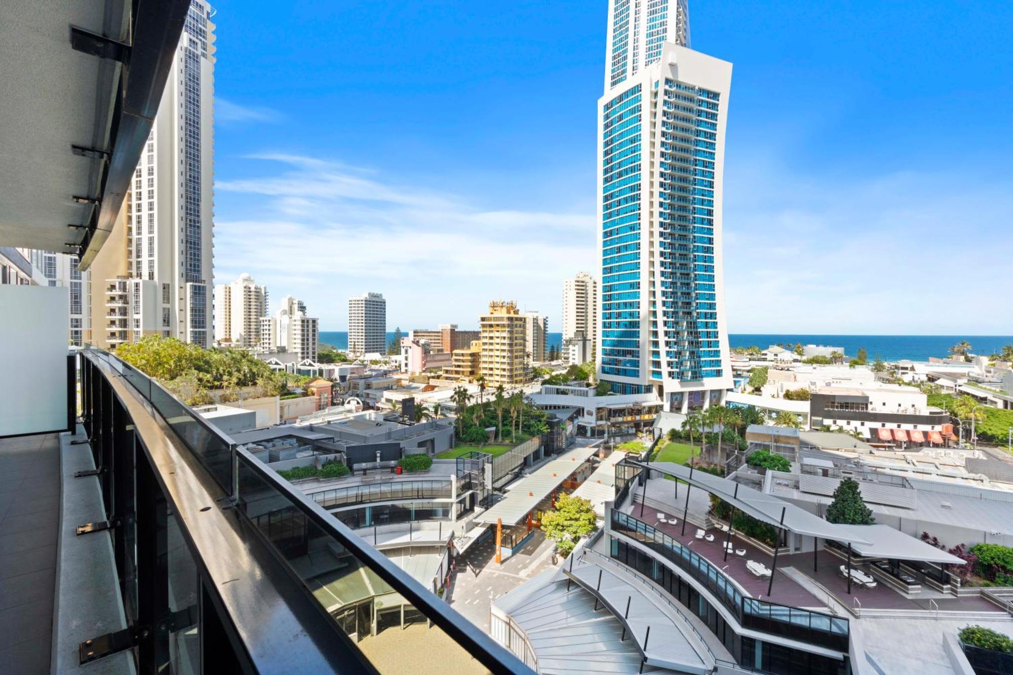 Ocean View Apartments With Balcony - Circle On Cavill - Central Location! - Self Contained & Privately Managed Gold Coast Exterior foto